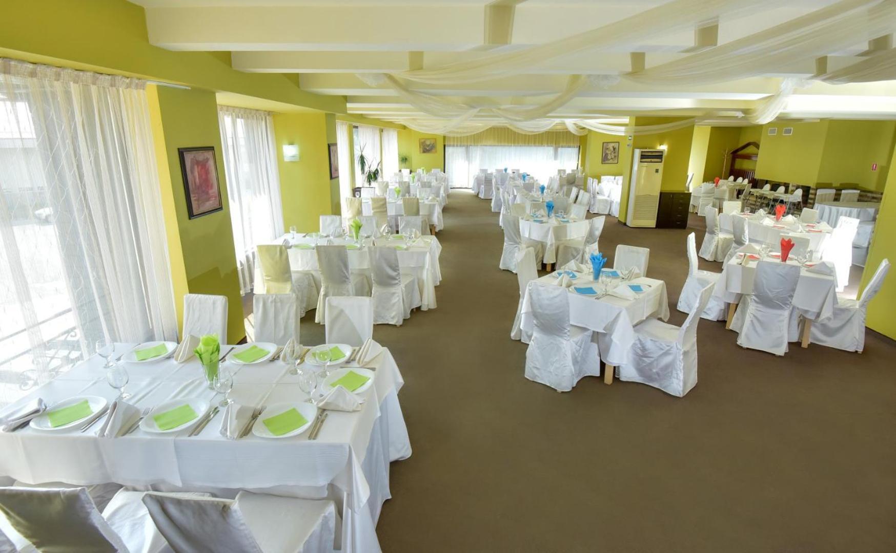 Snezhanka Hotel פמפורובו מראה חיצוני תמונה